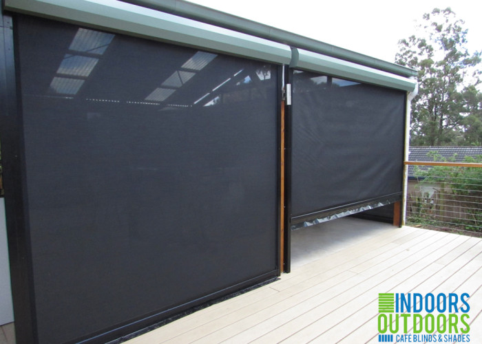 Outdoor blind for verandah